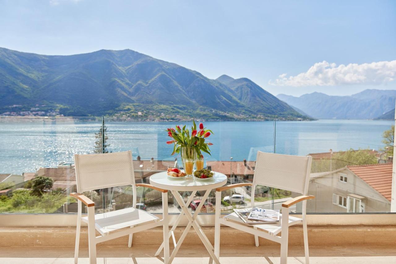 Apartment Noa With Sea View Kotor Kültér fotó