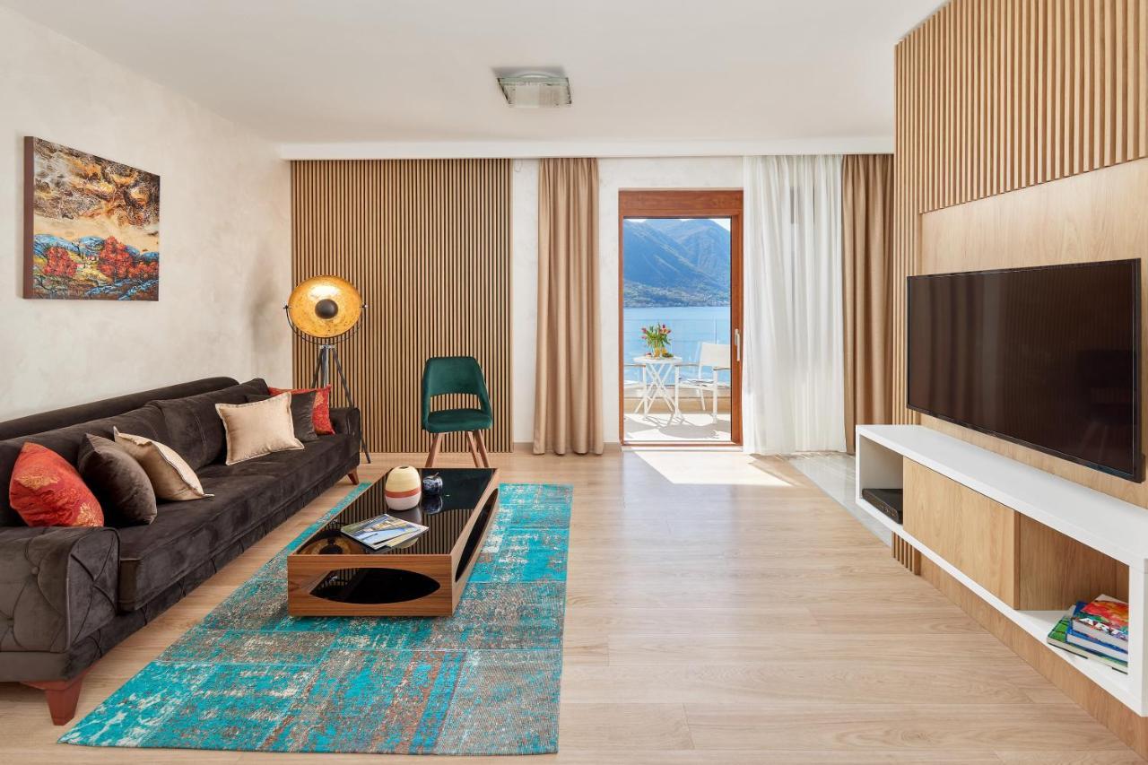 Apartment Noa With Sea View Kotor Kültér fotó